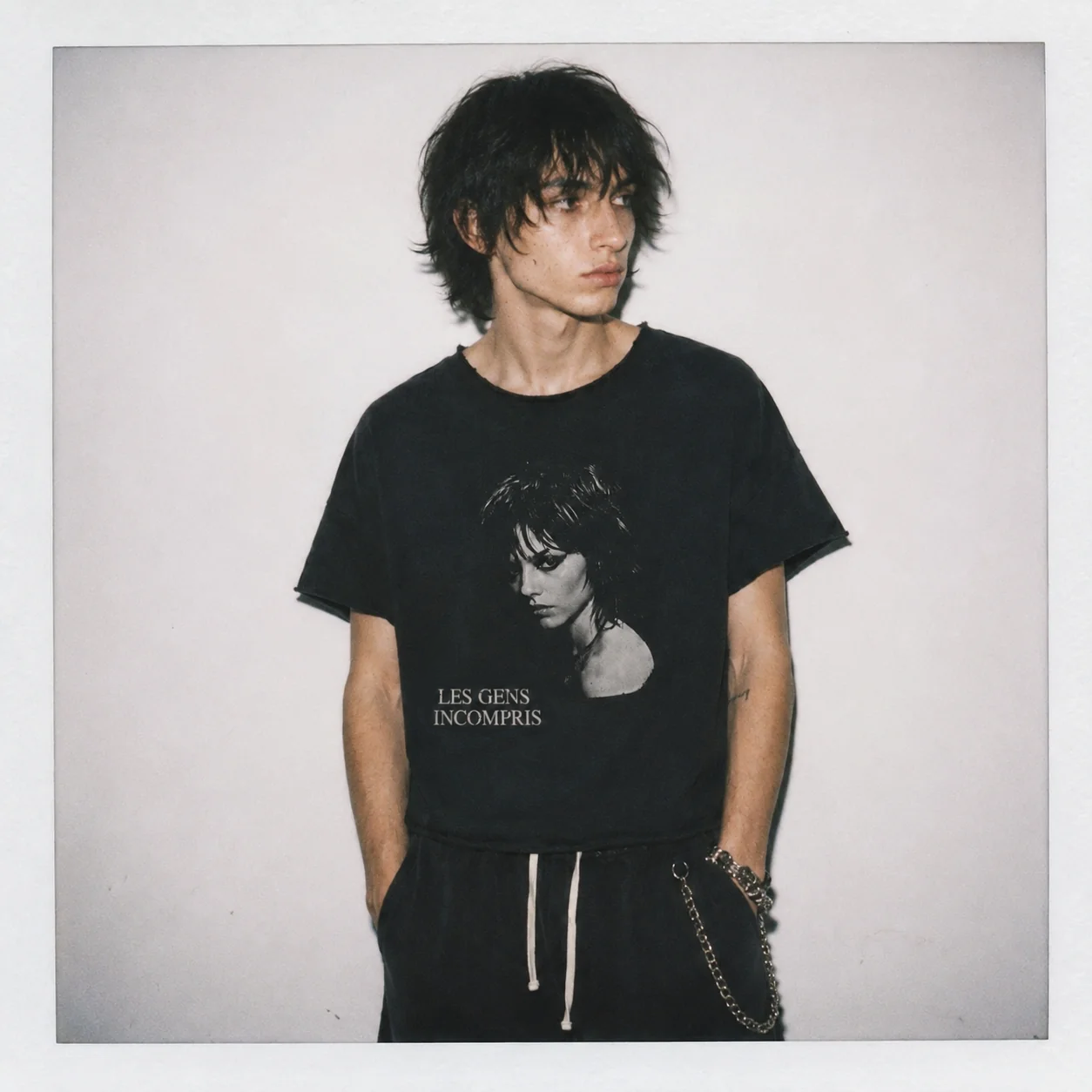 BOXY RAW EDGE T-SHIRT